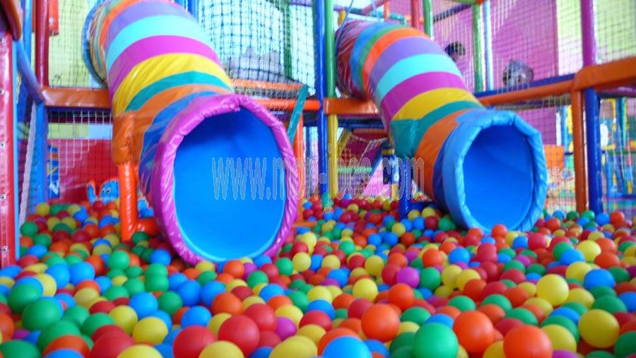 Tobogan Curvo para Parques Infantiles - mon-jocs
