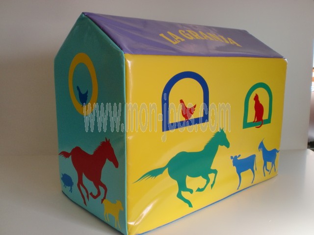 Figura La Granja para Parques Infantiles
