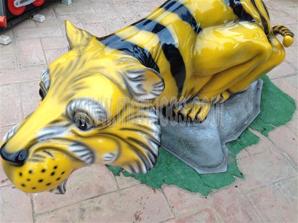 tigre sobre roca venta ocasión