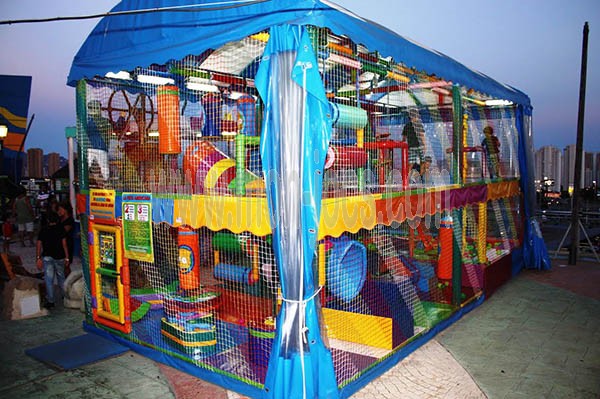 Pista Americana para Parques Infantiles