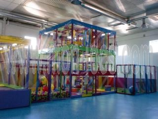 Pista Americana para Parques Infantiles