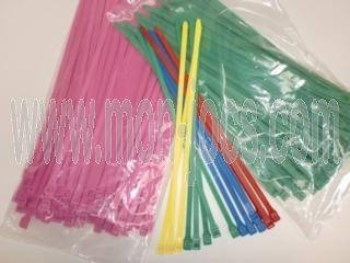 Bridas de color para Parques Infantiles