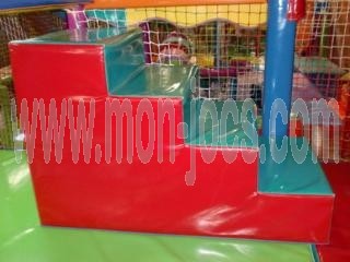 Escalera de 4 peldaños para Parques Infantiles