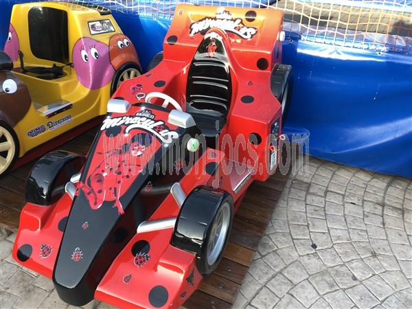 COCHE LADY BUG VENTA