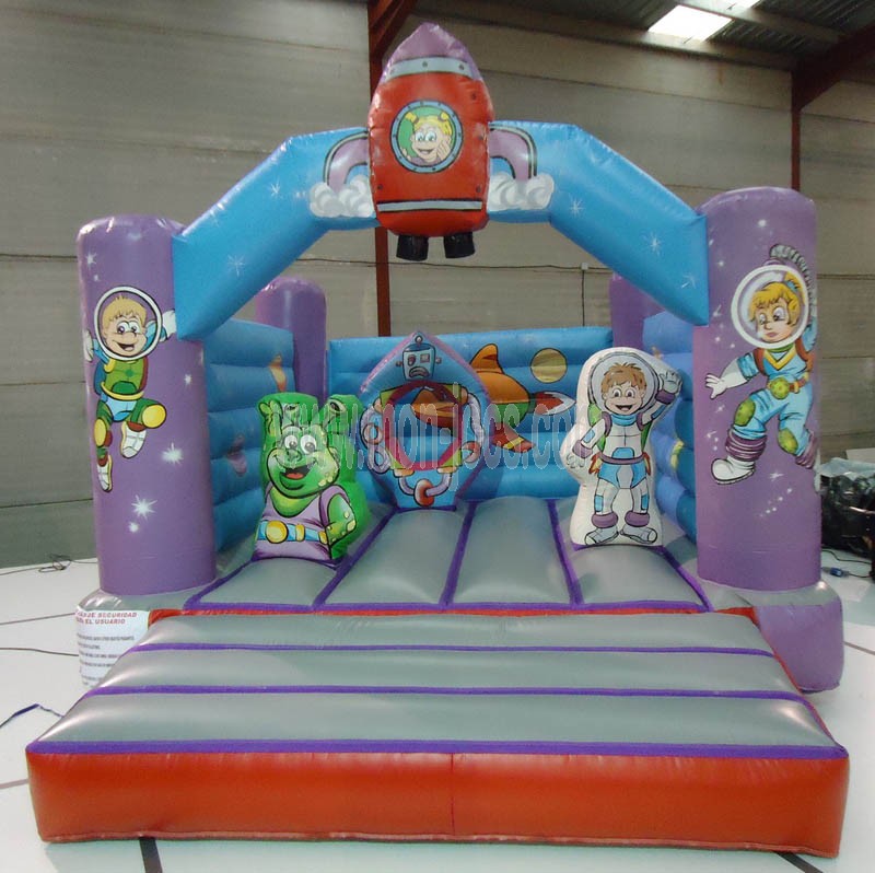 castillo hinchable espacial