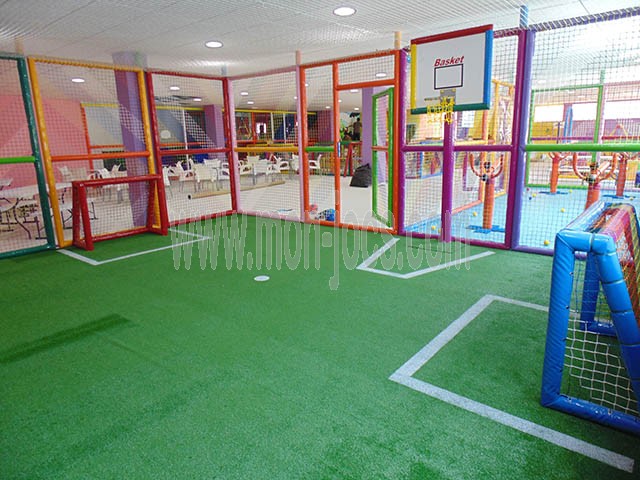 Zona deportiva infantil para parque infantil