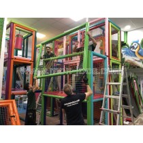 Montaje parque infantil