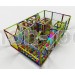 parque de juegos para niños con piscina de bolas